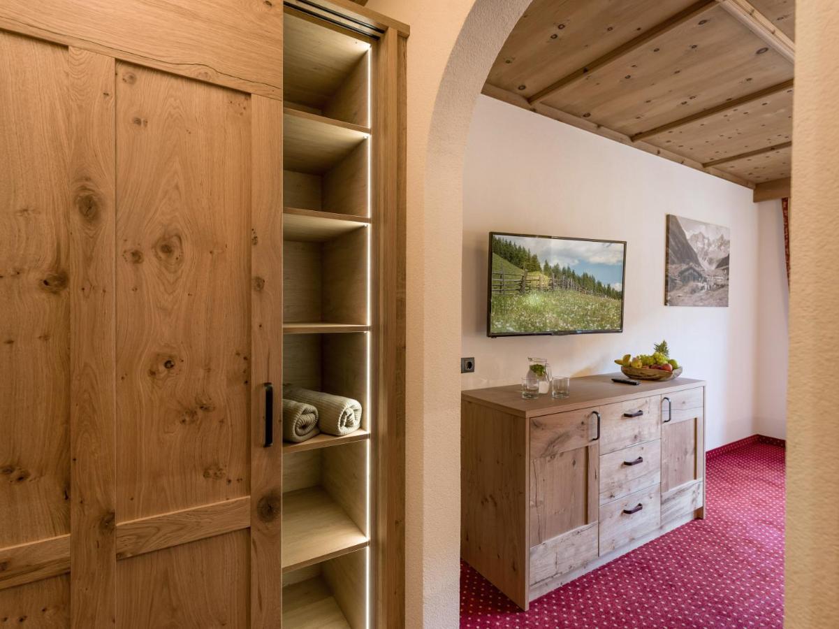 Alpenherz Hotel Garni Герлос Экстерьер фото