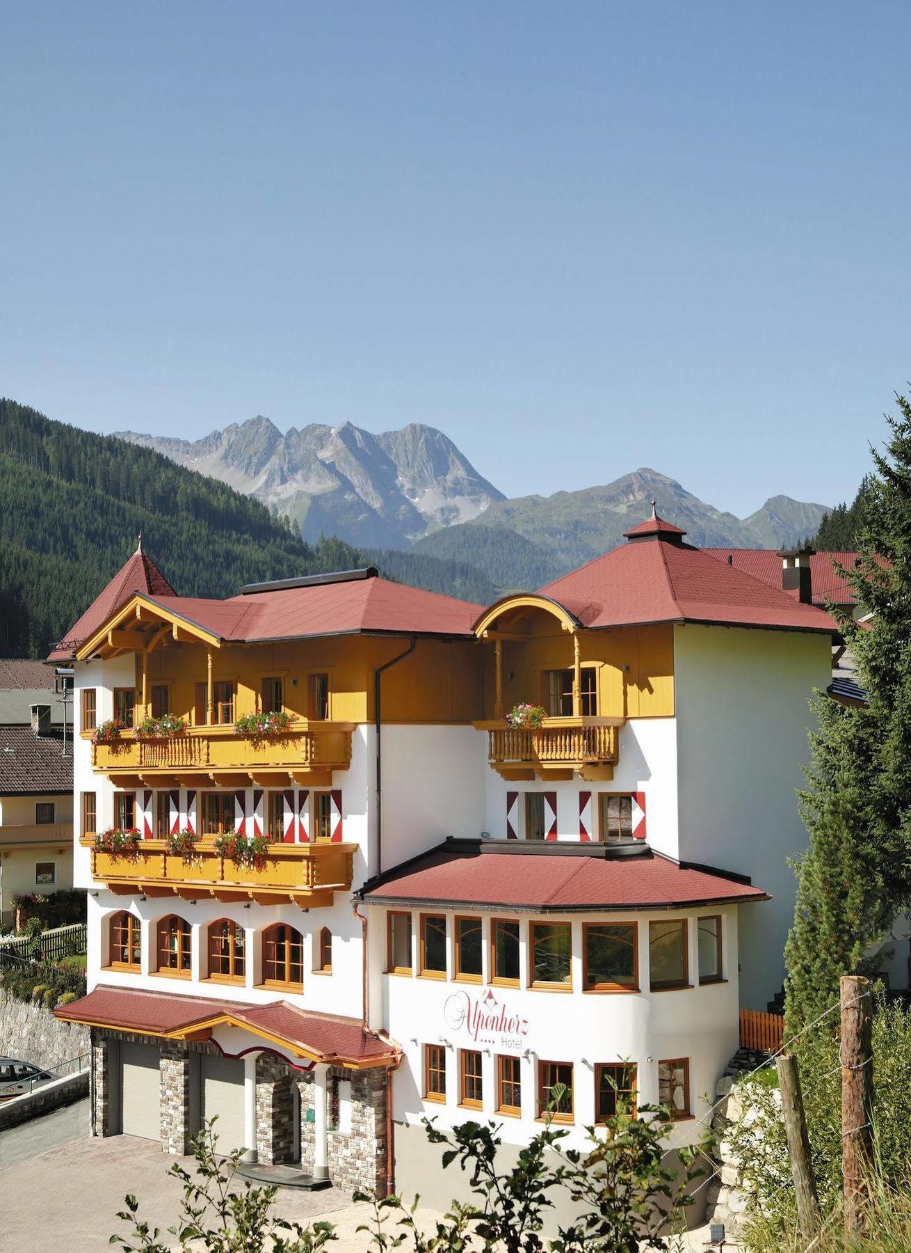Alpenherz Hotel Garni Герлос Экстерьер фото